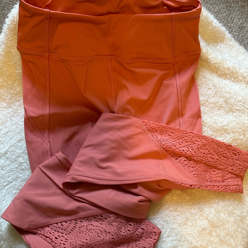 PINK Sport workout leggings